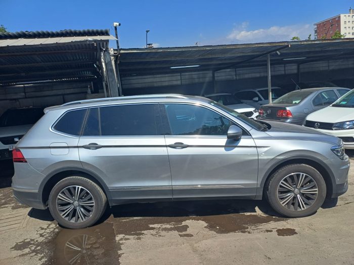 VOLKSWAGEN TIGUAN 2.0 AT HIGHLINE 4 MOTION 2021 OOXJ44 - Imagen 2