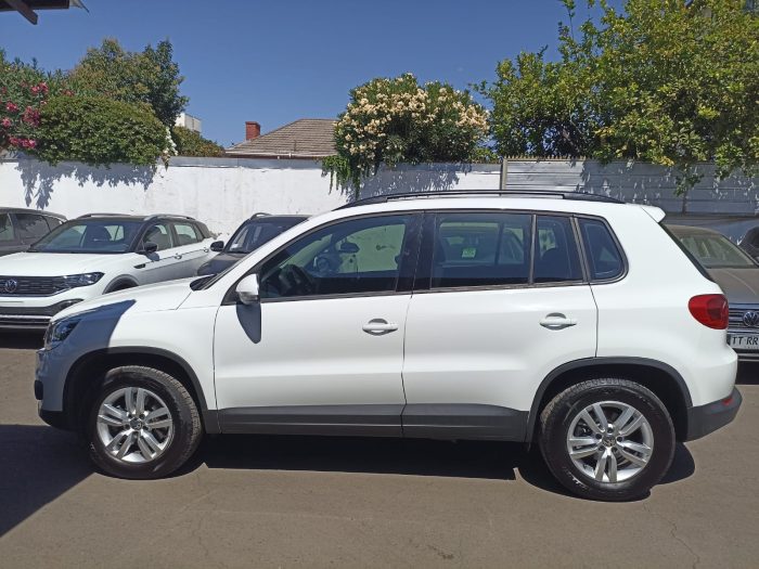 VOLKSWAGEN TIGUAN 1.4 TSI AT 2017 OOGP11