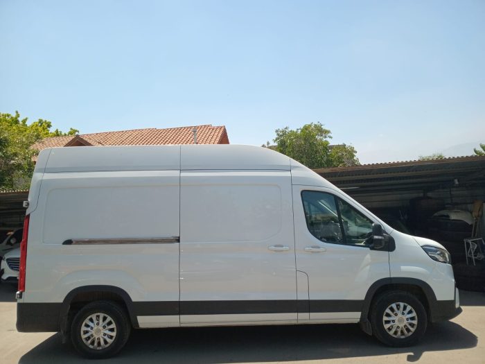 MAXUS DELIVER 9 CARGO L3H3 2.0 MT 2023 OOJF58 - Imagen 2