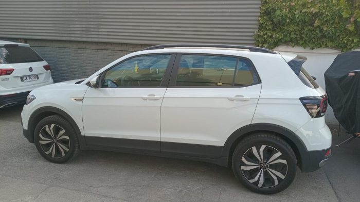 VOLKSWAGEN T-CROSS COMFORTLINE 1.0 MT 2024 OOCV62