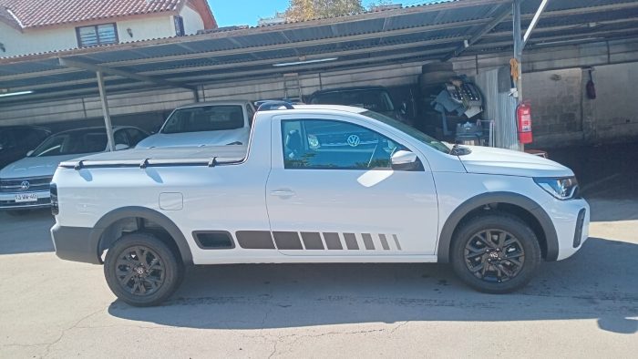 VOLKSWAGEN SAVEIRO 1.6 D/C MT 2025 OOSR15 - Imagen 2
