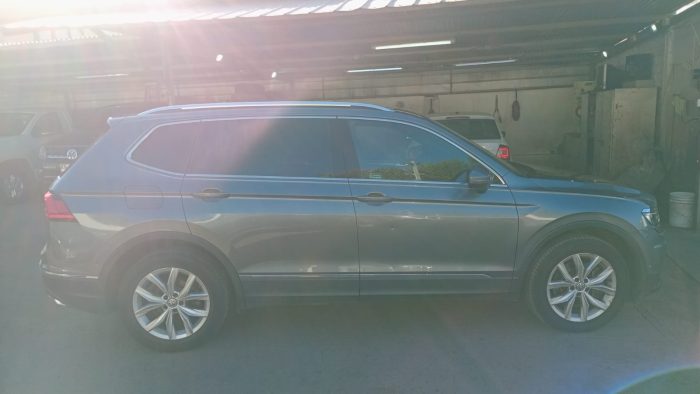 VOLKSWAGEN TIGUAN 2.0 LTD AT 2018 OOFP96 - Imagen 2