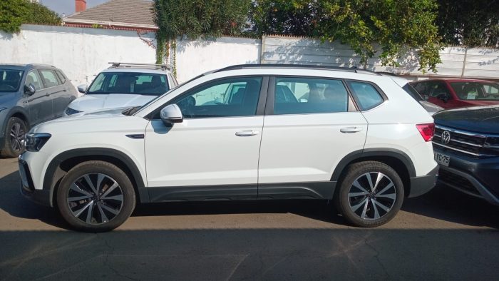 VOLKSWAGEN TAOS 1.4 TSI COMFORTLINE AT 2025 OOTV47