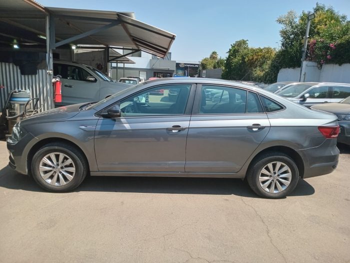 VOLKSWAGEN VIRTUS 1.6 COMFORLINE MT 2019 OOXK88