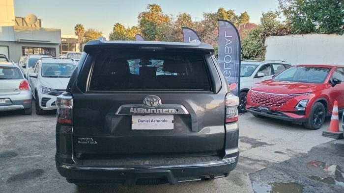 TOYOTA 4RUNNER 4.0 AT LIMITED 4WD 2018 OOCP81 - Imagen 4