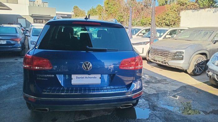 VOLKSWAGEN TOUAREG 3.0 TDI 4X4 AT 2017 OOJS66 - Imagen 4