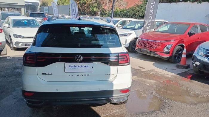 VOLKSWAGEN T-CROSS 1.0 TSI MT COMFORTLINE 2023 OOXG75 - Imagen 4