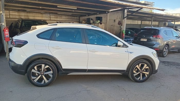 VOLKSWAGEN NIVUS 1.0 TSI AT HIGHLINE 2023 OOCF87 - Imagen 2
