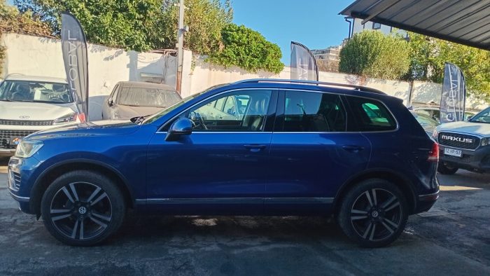VOLKSWAGEN TOUAREG 3.0 TDI 4X4 AT 2017 OOJS66