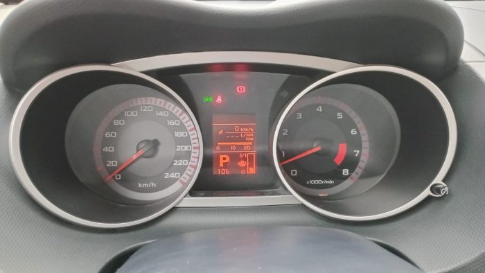 MITSUBISHI OUTLANDER K2 3.0 AT 4X4 2010 OOXZ38 - Imagen 5