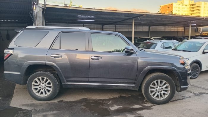 TOYOTA 4RUNNER 4.0 AT LIMITED 4WD 2018 OOCP81 - Imagen 2