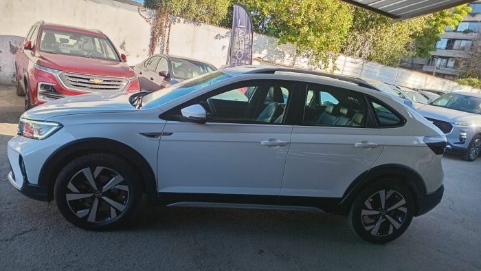 VOLKSWAGEN NIVUS 1.0 TSI AT HIGHLINE 2023 OOCF87