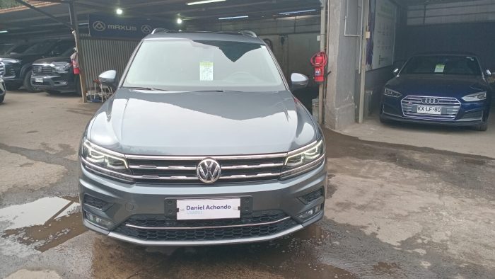 VOLKSWAGEN TIGUAN 2.0 LIMITED AT 2018 OORH64 - Imagen 3