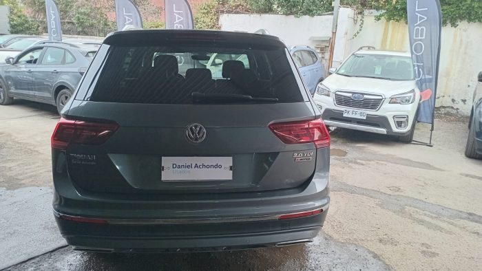 VOLKSWAGEN TIGUAN 2.0 LIMITED AT 2018 OORH64 - Imagen 4