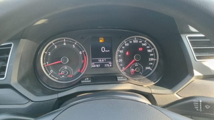 VOLKSWAGEN SAVEIRO 1.6 D/C 2024 OODW34 - Imagen 5
