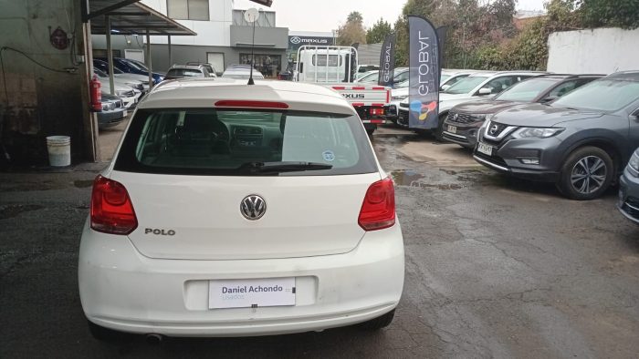 VOLKSWAGEN POLO 1.6 COMFORTLINE MT 2013 OOJX79 - Imagen 4