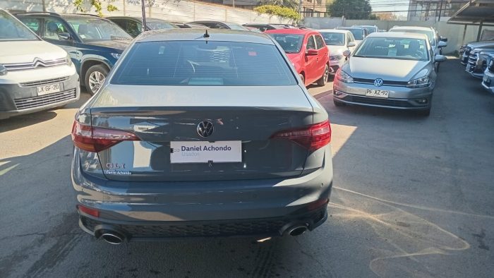 VOLKSWAGEN JETTA 2.0 TSI AT 2025 OORB40 - Imagen 4