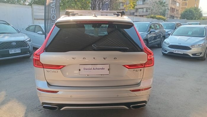 VOLVO XC60 2.0 T6 R-DESING AT 4WD 2019 OOHZ11 - Imagen 4