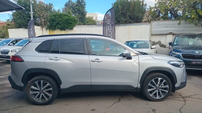 TOYOTA COROLLA CROSS 2.0 AT 2024 OOSD72 - Imagen 2