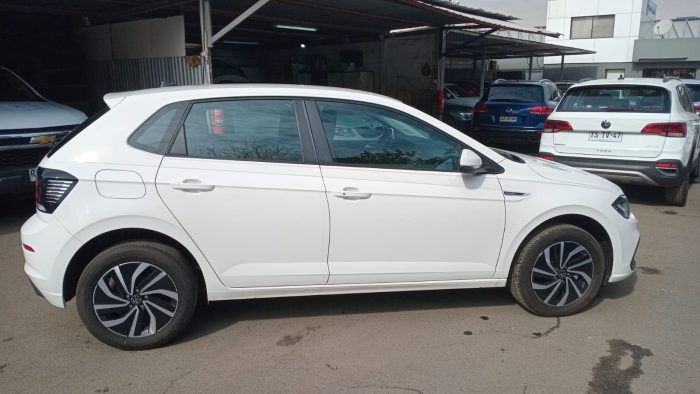 VOLKSWAGEN POLO 1.0 TSI HIGHLINE AT 2025 OOXW36 - Imagen 2