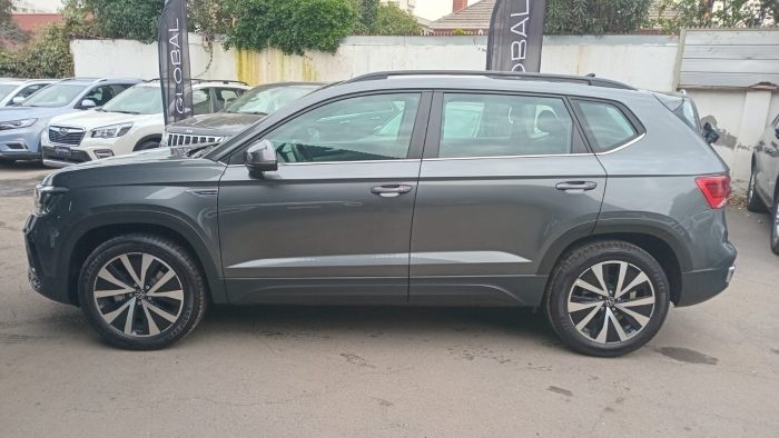 VOLKSWAGEN TAOS COMFORTLINE 1.4 TSI AT 2025 OOXW32