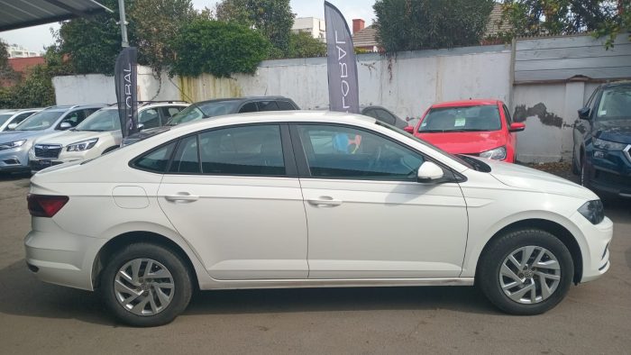 VOLKSWAGEN VIRTUS TRENDLINE 1.6 MT 2021 OODZ91 - Imagen 2