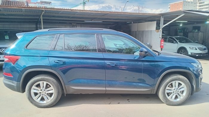 SKODA KODIAQ 1.4 TSI AMBIENTE AT 2023 OOFW61 - Imagen 2