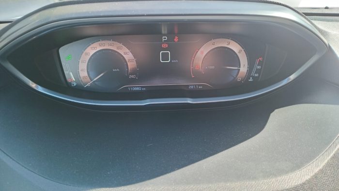 PEUGEOT 5008 2.0 HDI AT 2018 OOTK51 - Imagen 4