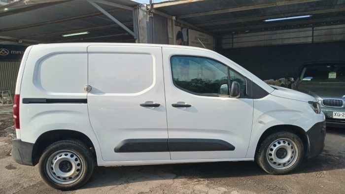 CITROEN BERLINGO 1.6 HDI MT 100M 2021 OOGF20 - Imagen 2