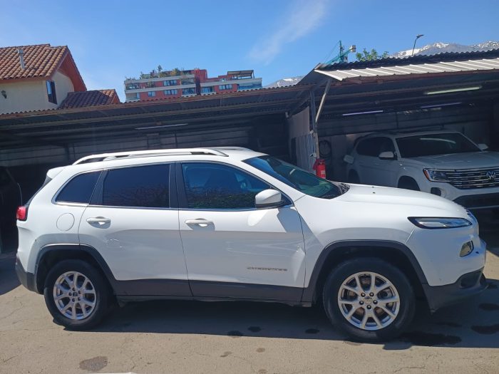 JEEP CHEROKEE 2.4 AT LONGITUDE 4X4 2018 OOTZ34 - Imagen 2