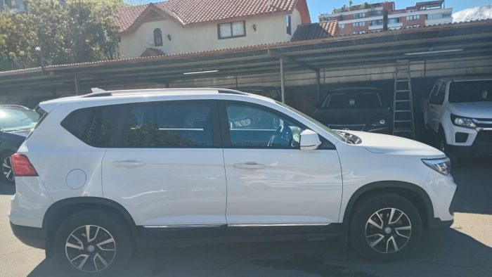DONGFENG SX5 1.6 MT LUXURY 2022 OOKT68 - Imagen 2