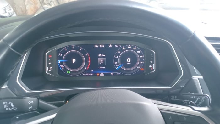 VOLKSWAGEN TIGUAN 1.4 TSI AT COMFORTLINE 2022 OOSD32 - Imagen 5