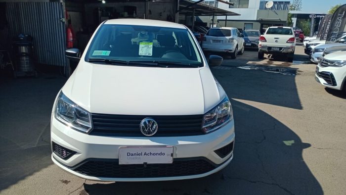 VOLKSWAGEN VOYAGE 1.6 COMFORTLINE MT 2023 OOJH28 - Imagen 2