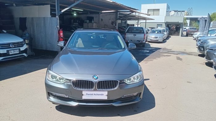 BMW 316 IA AT 2014 OOXG15 - Imagen 3