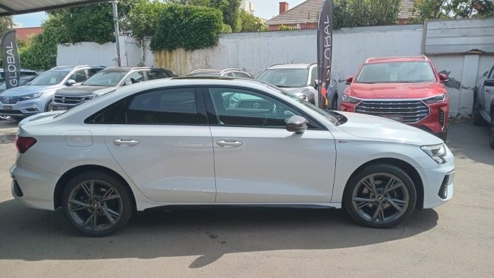 AUDI A3 1.4 35 TFSI STRONIC 2024 OOFG97 - Imagen 2